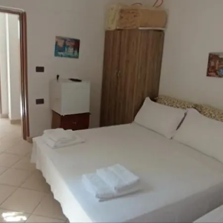 Tekada & Restaurant Hotell Vlorë