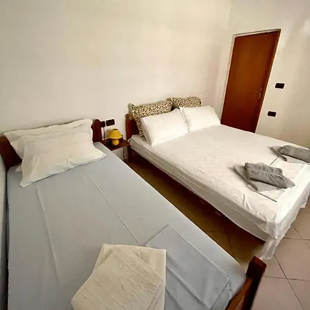 Tékada Hotel&restaurant * Vlorë