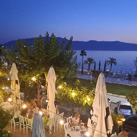 Tékada Hotel&restaurant *