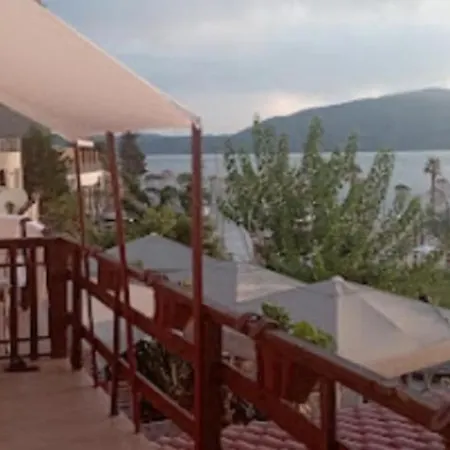 Tékada Hotel&restaurant * Vlorë