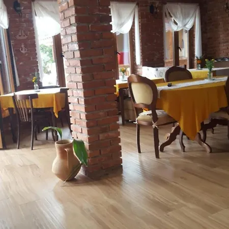 Hotel Tekada & Restaurant *