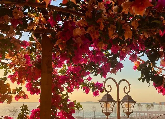 Hotel Tekada & Restaurant Vlorë