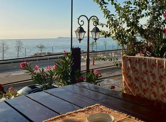 Tekada & Restaurant Vlorë